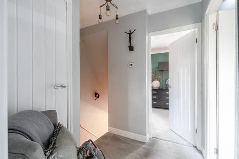 26 Cadge Close, Norwich, NR5 8DE