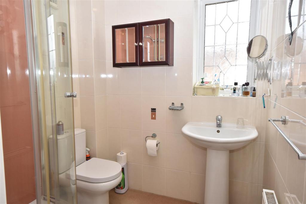En suite shower room