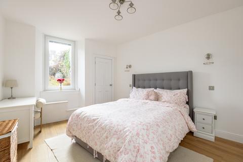 2 Melbourne Place, North Berwick, EH39 4JR