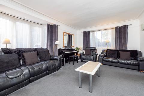 3 bedroom end of terrace house for sale, Bushey Road, Sutton SM1