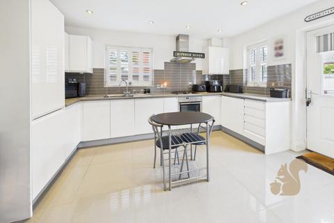 4 bedroom semi-detached house for sale, Maldon Road, Colchester