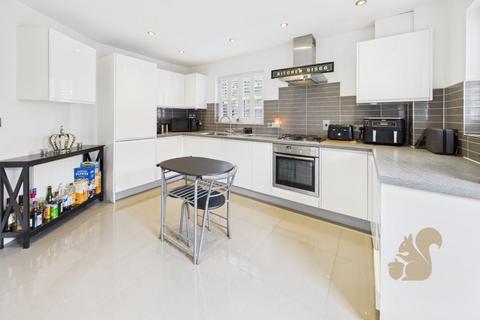 4 bedroom semi-detached house for sale, Maldon Road, Colchester