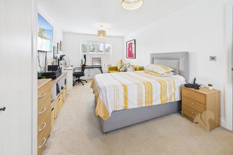 4 bedroom semi-detached house for sale, Maldon Road, Colchester