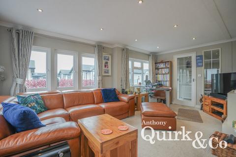 2 bedroom park home for sale, Bay Beach Road, Canvey Island, SS8
