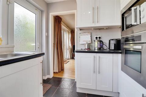 2 bedroom semi-detached bungalow for sale, Avon Court, Alsager