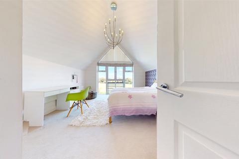 3 bedroom semi-detached house for sale, Forge Lane, Leeds, Maidstone, ME17