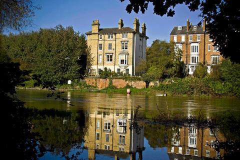 Victoria Street, Castlefields, Shrewsbury, SY1