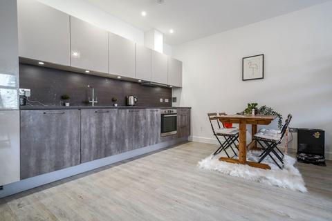 2 bedroom apartment for sale, 22 Royal House, Princes Gate, B91 3QQ