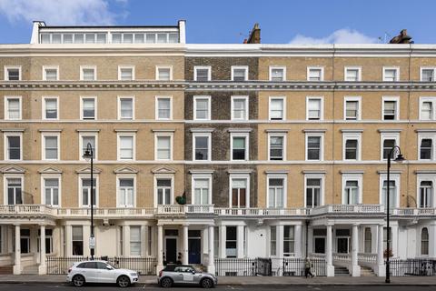 3 bedroom apartment for sale, London SW7