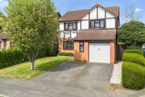 Fleetwood Close, Great Sankey, WA5