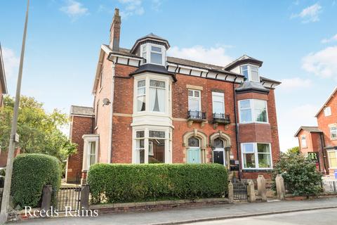 5 bedroom semi-detached house for sale, Southport Road, Lancashire PR7