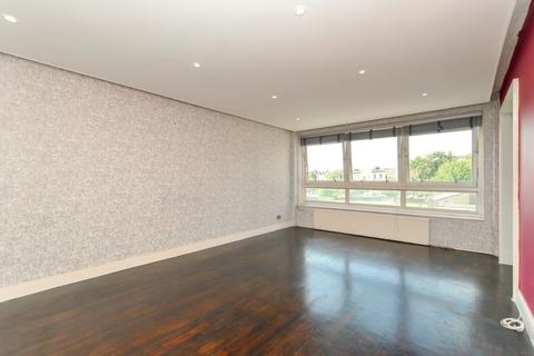 2 bedroom flat to rent, Market Road, Caledonian Road