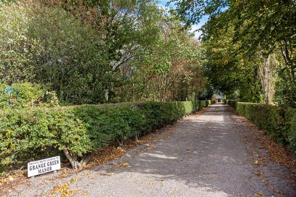 Private Driveway