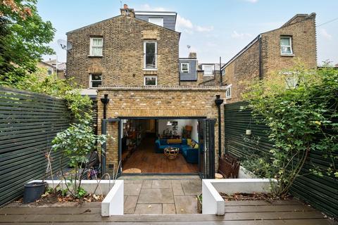 Flat 1, 26 Hanover Park, London, SE15 5HS