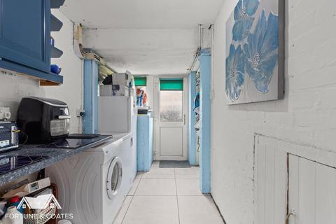 3 bedroom terraced house for sale, Hookfield, Harlow