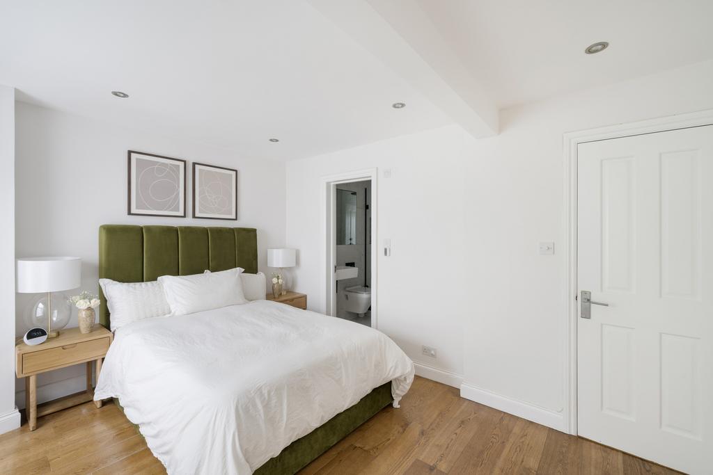 Private Realtor-11 A Westbourne Grove Terrace-21 Lo