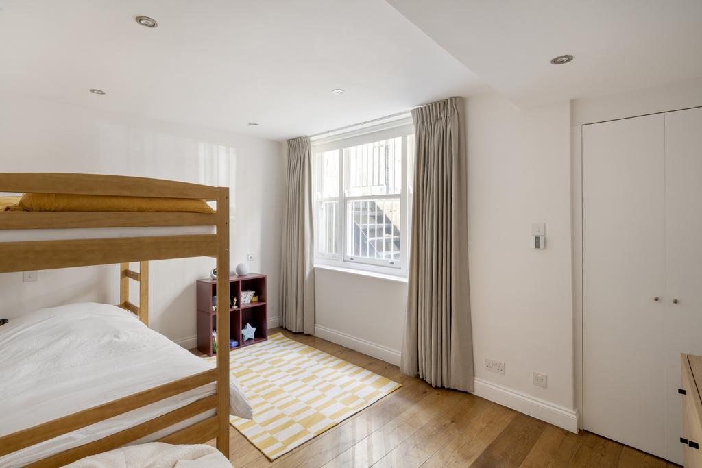 Private Realtor-11 A Westbourne Grove Terrace-25 Lo
