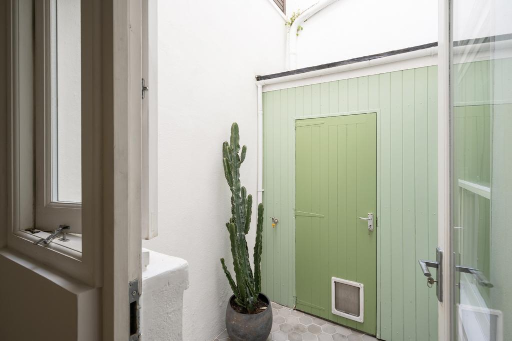Private Realtor-11 A Westbourne Grove Terrace-20 Lo