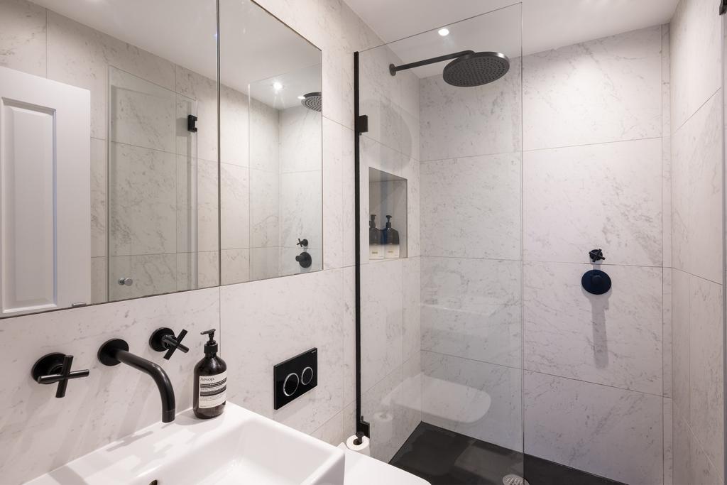 Private Realtor-11 A Westbourne Grove Terrace-22 Lo