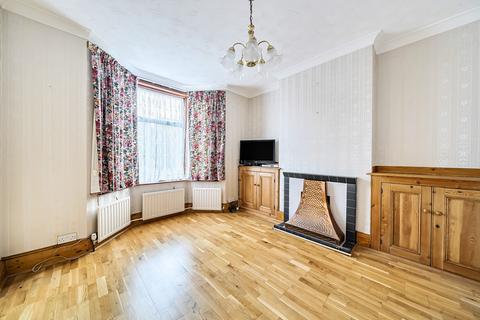3 bedroom semi-detached house for sale, Cambrian Road, Kent TN4