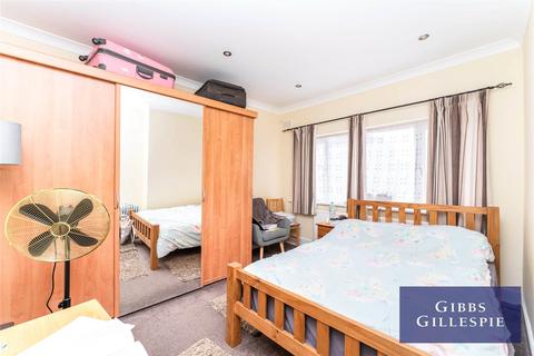 undefined, Uneeda Drive, Greenford, UB6