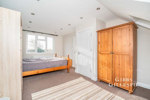 undefined, Uneeda Drive, Greenford, UB6