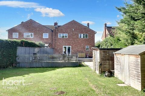 Fox Grove, Godmanchester