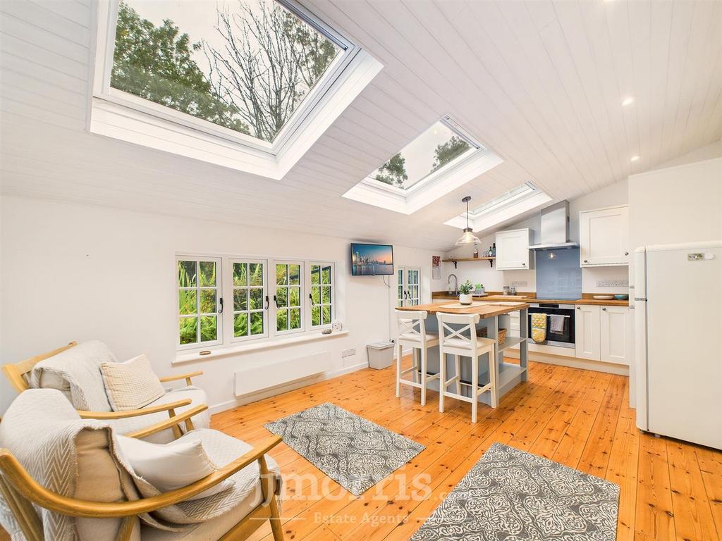 Kitchen/Breakfast/Living Room