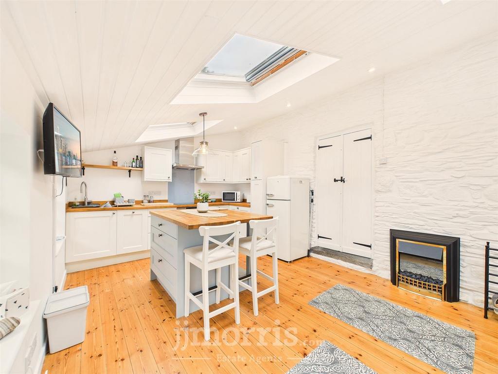 Kitchen/Breakfast/Living Room