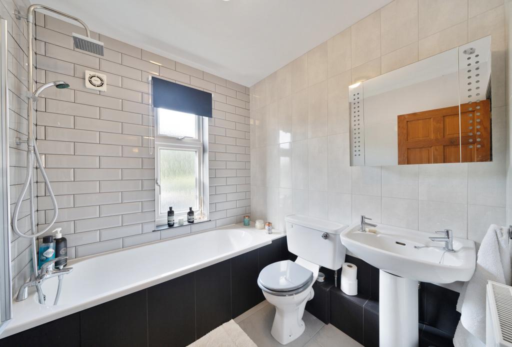 1348692-8-68bb2de...