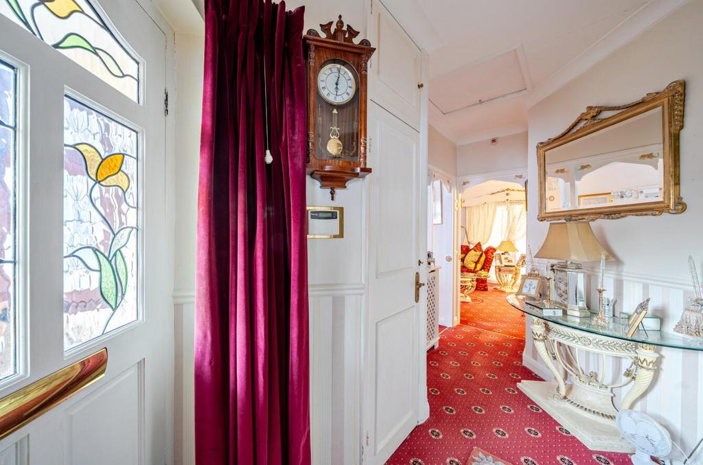 Davidson Frost-Wellings, DFW, Ashdale Grove, Stanm