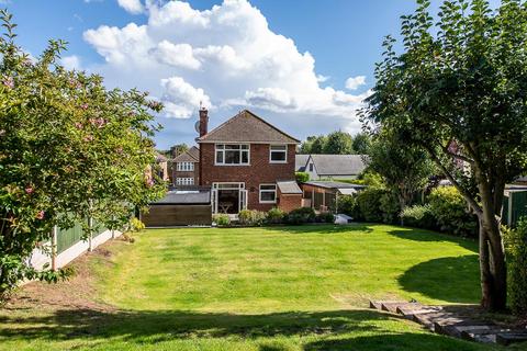 3 bedroom detached house for sale, Bulcote Drive, Burton Joyce NG14 5AZ