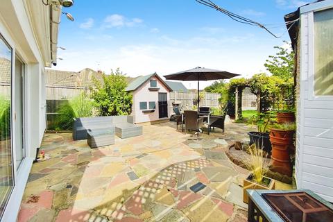 4 bedroom detached bungalow for sale, Humberstone Lane, Thurmaston, LE4