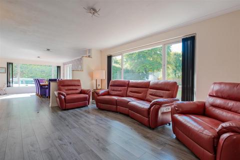 6 bedroom detached house for sale, Allanshaw Gardens, Hamilton