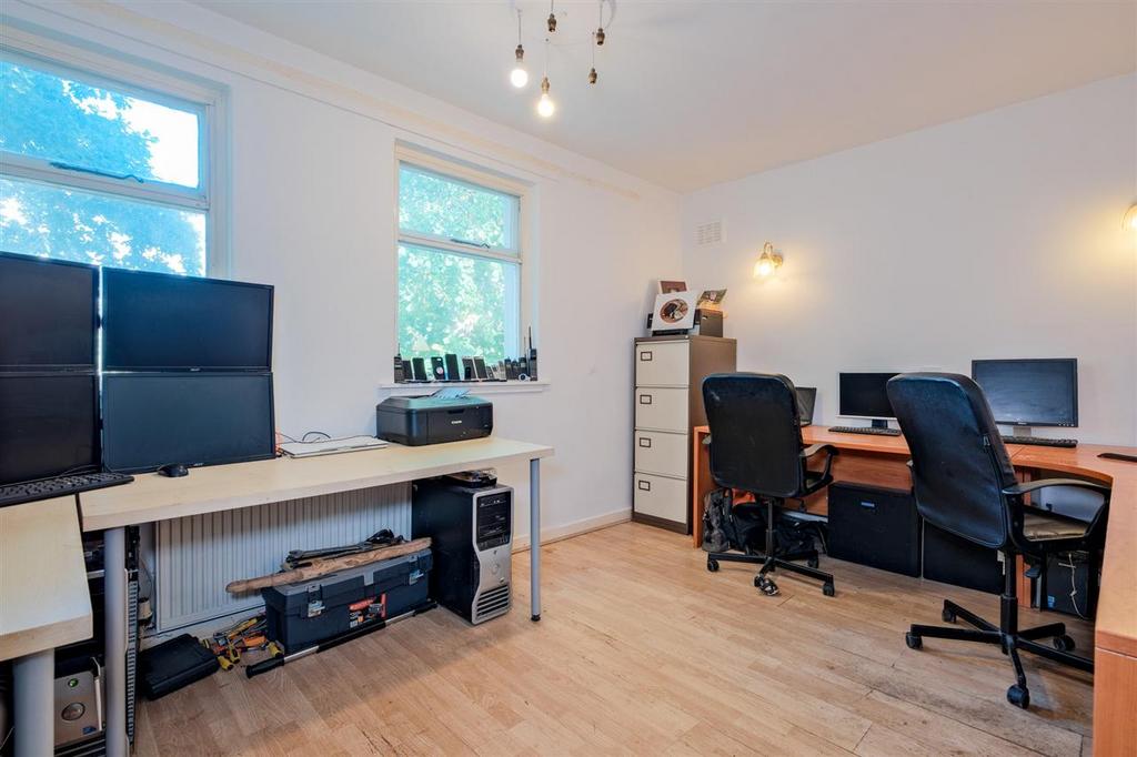 Home Office/Bedroom