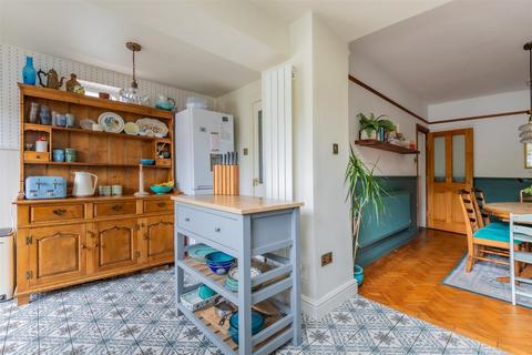 42 Leckwith Avenue, Cardiff, CF11 8HQ