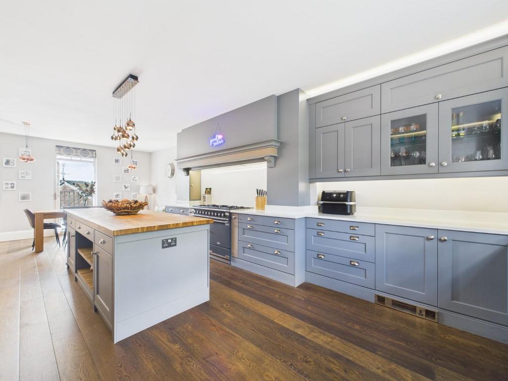 Dining Kitchen