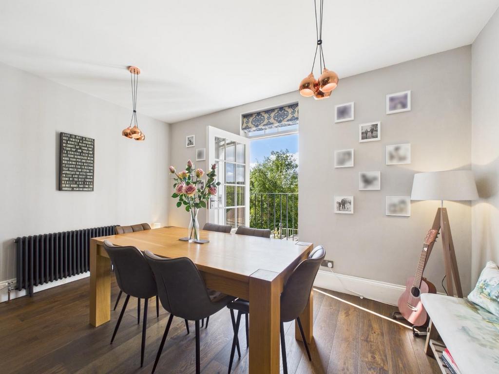 Dining Kitchen
