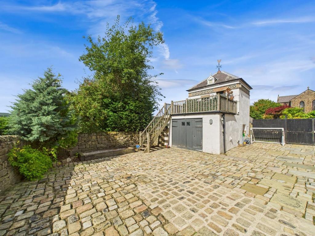 Detached Two Storey Garage
