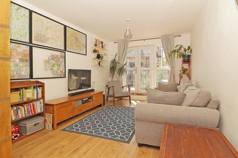 2 bedroom flat for sale, Carfax House, London SE20