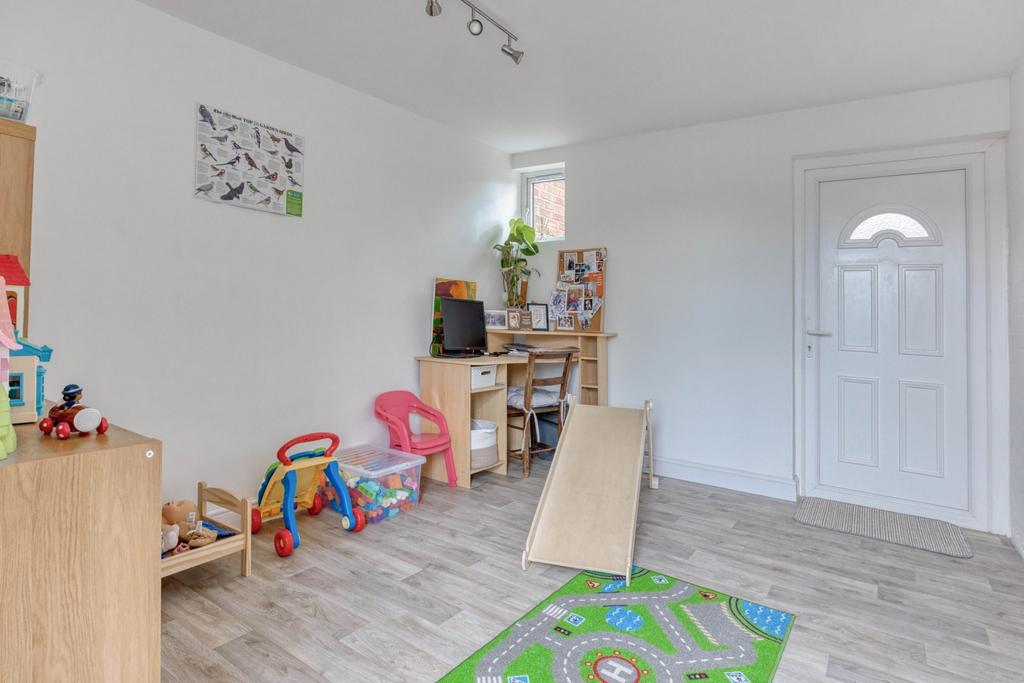 Ewemove Taunton St Albans Place (14)