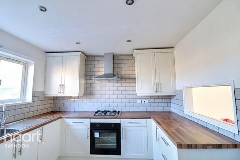 undefined, Beaulieu Close, Swindon