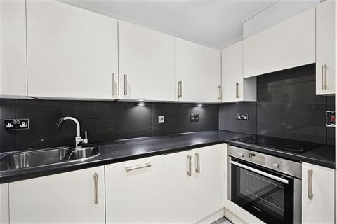 2 bedroom flat for sale, Campania Building, Jardine Road, London
