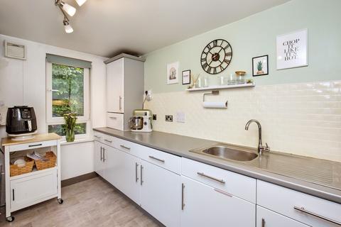 2a Easter Langside Medway, Dalkeith, EH22 2FJ
