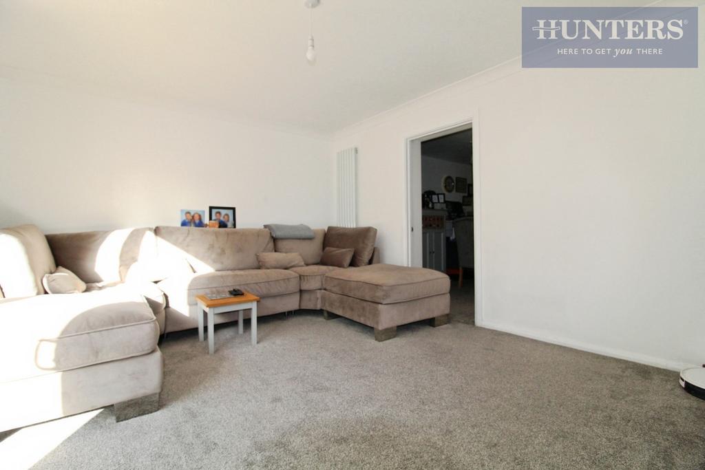 Pbox-living room-335724.JPG