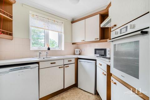1 bedroom flat for sale, Draper Court, Hornchurch