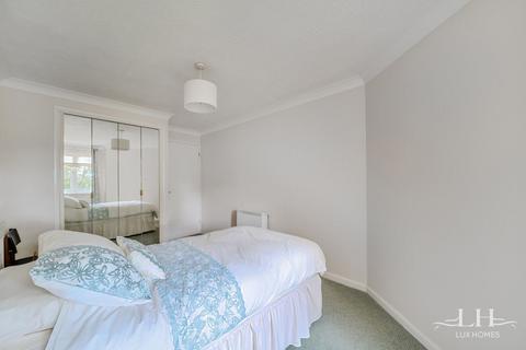 undefined, Draper Court, Hornchurch