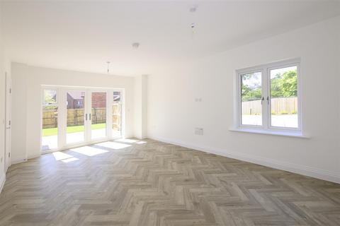 undefined, Tonbridge Road, Hildenborough, Tonbridge