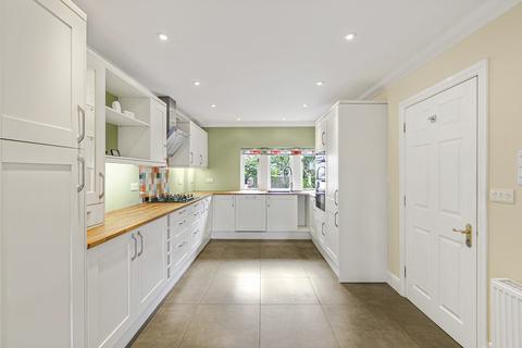 4 bedroom terraced house for sale, Old School Mews, Staines-upon-Thames, Surrey, TW18