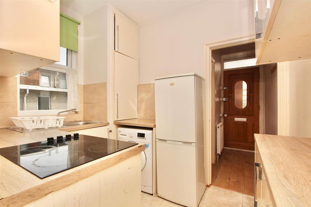 Grainger Road, N22